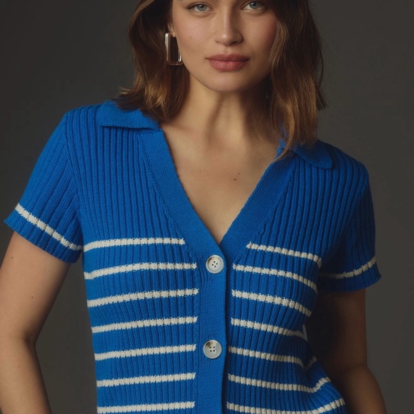 Anthropologie Tops - Anthropologie Blue and White Button Down Shirt